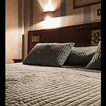 Plaza 3* 칼타니세타