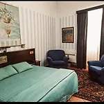 Plaza 3* 칼타니세타