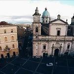 Plaza 호텔