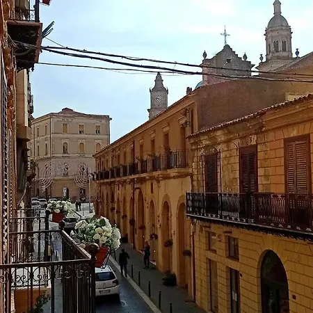 Plaza 3* Caltanissetta